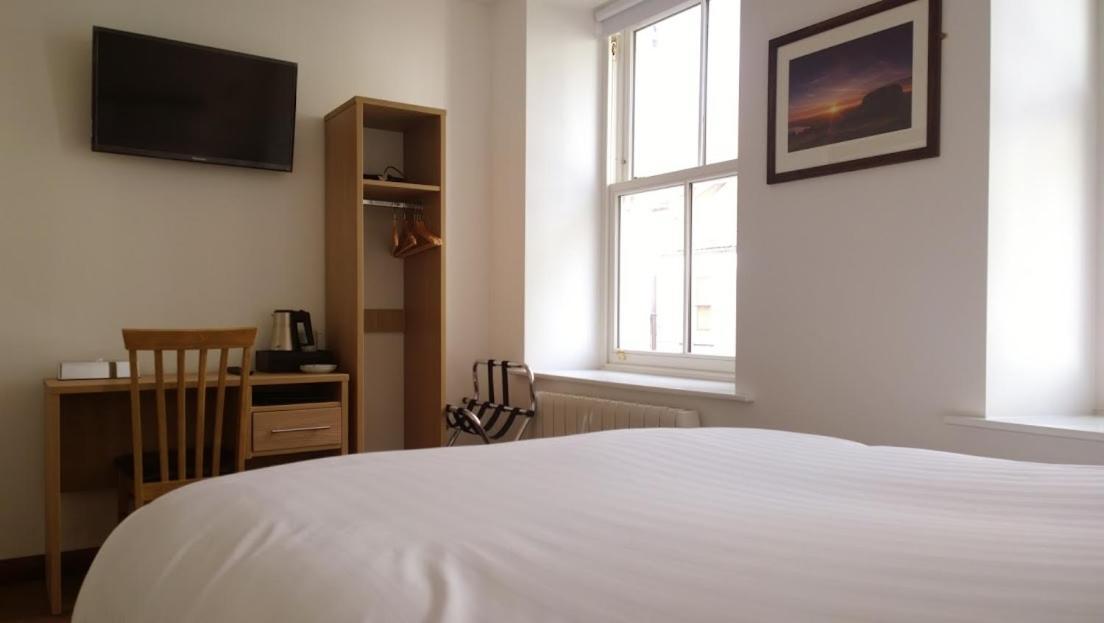 The Rostrevor Inn Szoba fotó